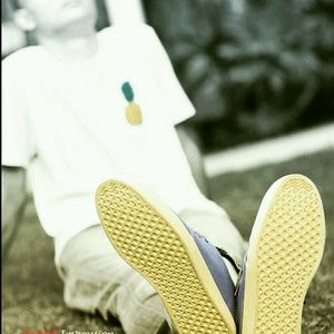 Meet your Posher, Logan